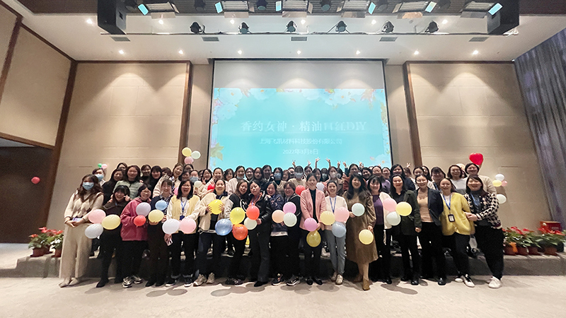 �첩ƽ̨app�����������ϡ�Ů��ڡ����ⱨ��