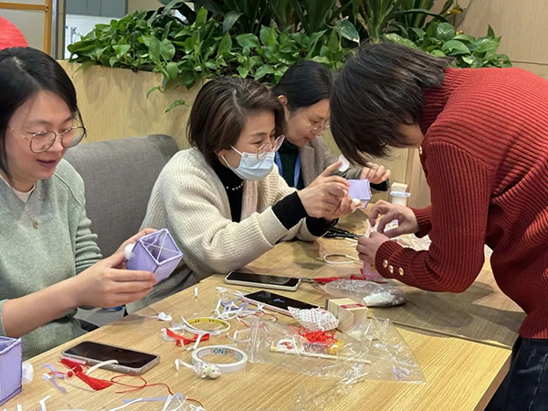 ��ʷ��� ���Ĵ��У��첩ƽ̨app������������Ԫ���������˶�