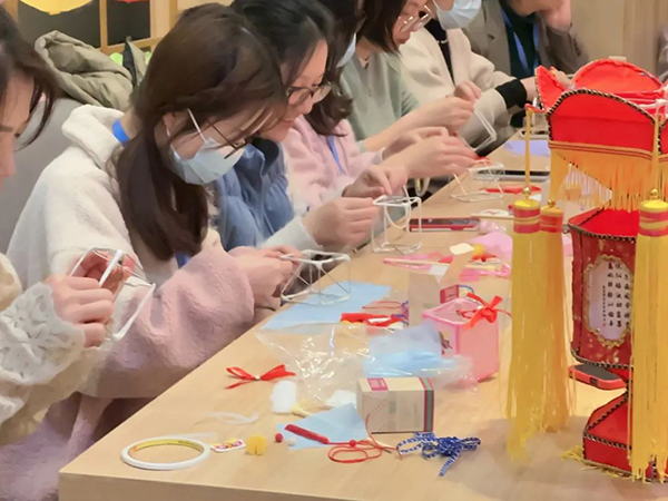 ��ʷ��� ���Ĵ��У��첩ƽ̨app������������Ԫ���������˶�