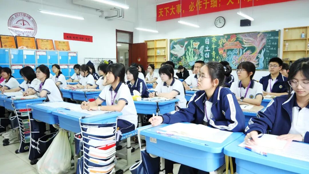 302b2183900a8010f087049301c1bc46 图片